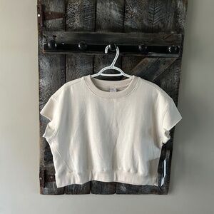 New w/Tags Cropped Short Sleeve Top Cream - Size Extra Small